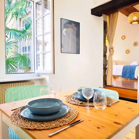 Le Joffre Apartment *